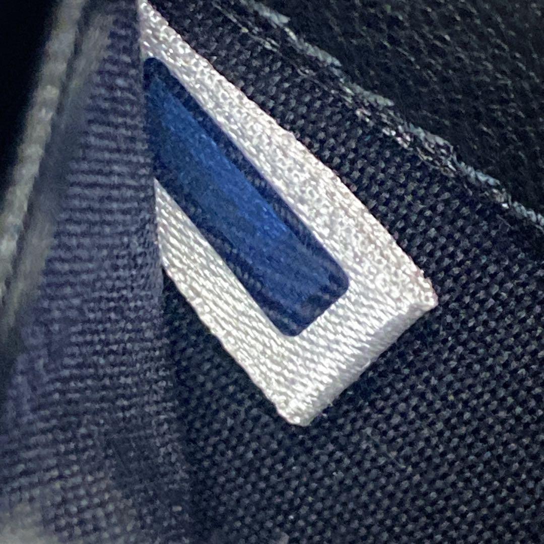 JIMMYCHOOジミーチュウ　ケース　L字型　ジップ　スタッズ　レザー