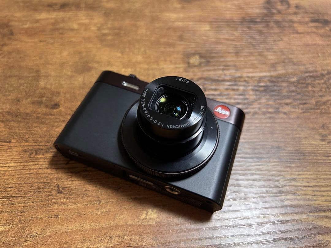 Leica C typ112ダークレッド コンパクトデジタルカメラ　ライカ