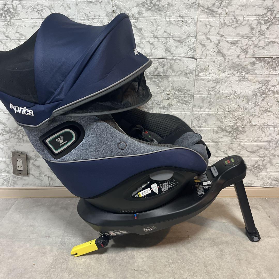 Aprica アップリカ　クルリラプロテクト ISOFIXチャイルドシート