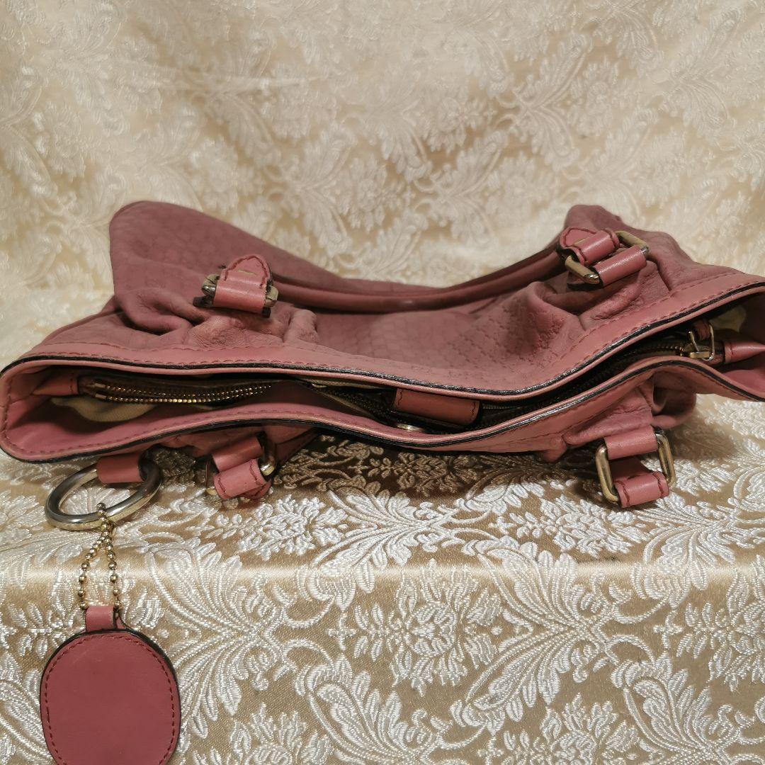 GUCCI ピンクレザーショルダーバッグ