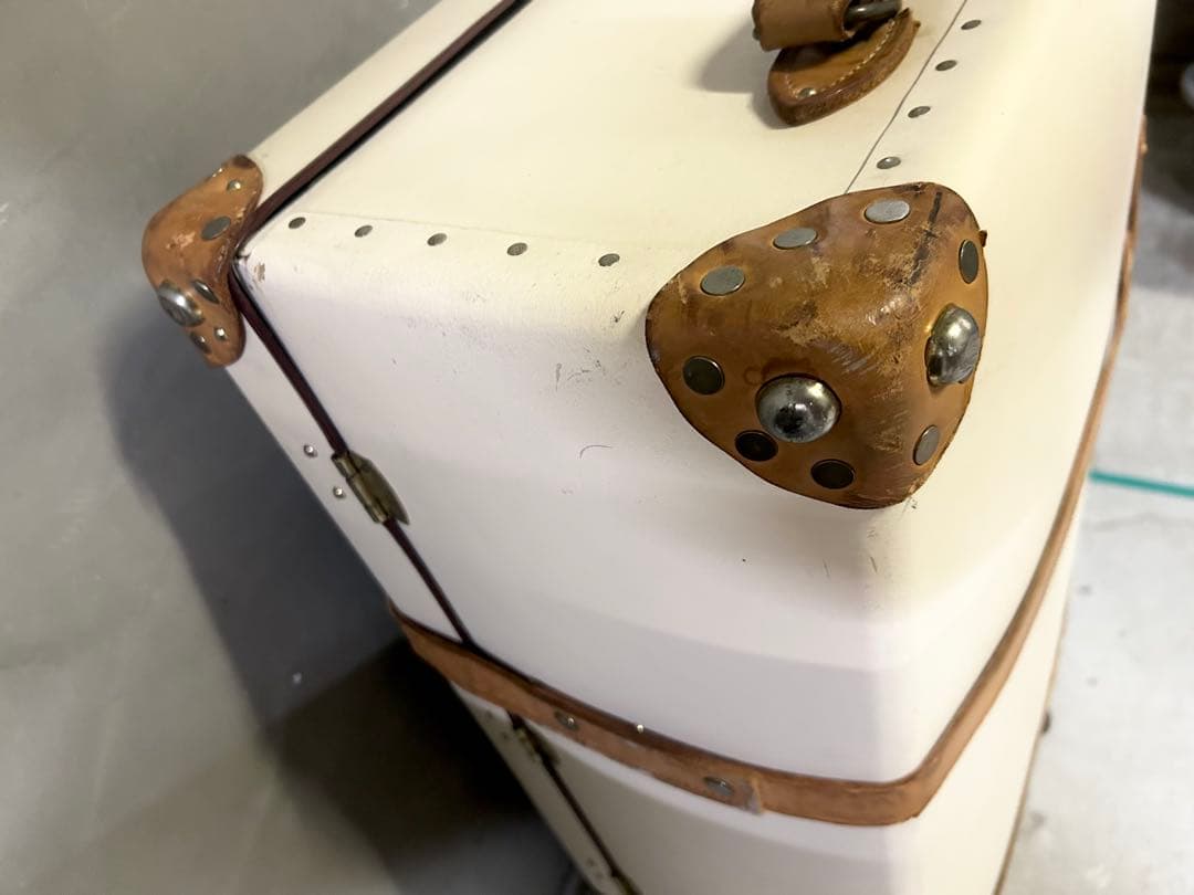 【定価45万円程】◆グローブトロッター人気のアイボリー/革バンド破れ