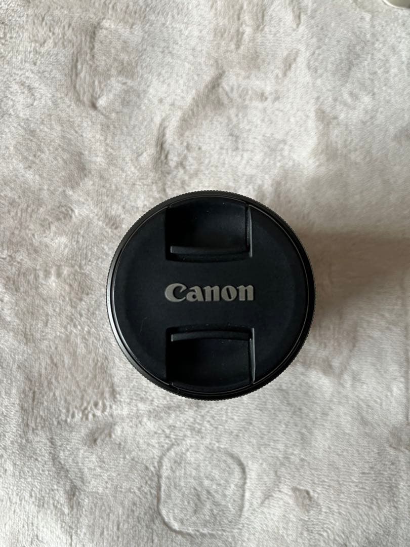 Canon EOS KISS M ミラーレスカメラ ホワイト　レンズ　セット