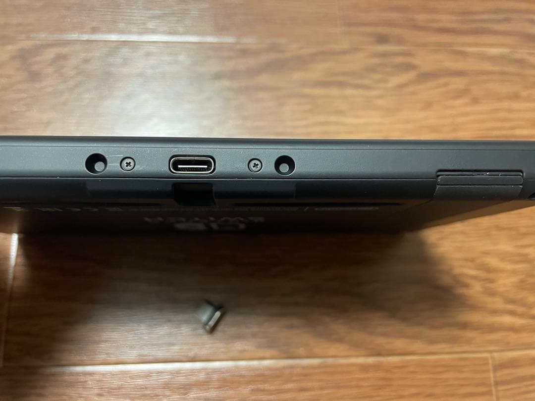 Nintendo Switch本体　保護フィルム付き