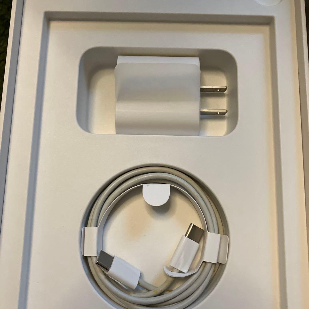 刻印入り、第6世代 iPad mini wifi 256GB スターライト