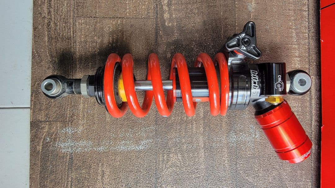 GSX-R1000R　bituboリアサス　XXZ31V2