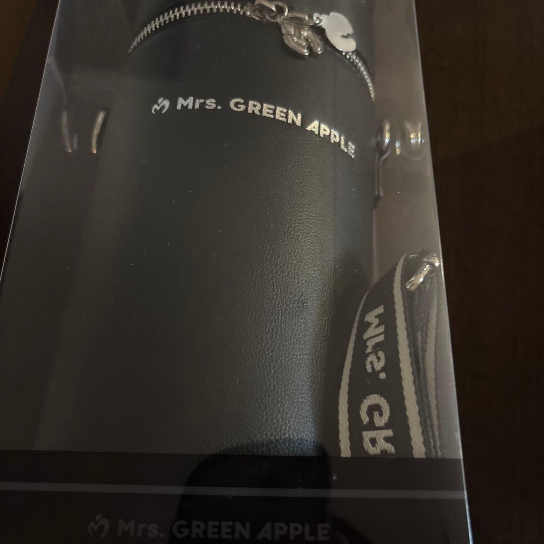 ミセスグリーンアップルのペンライトとペンライトケース