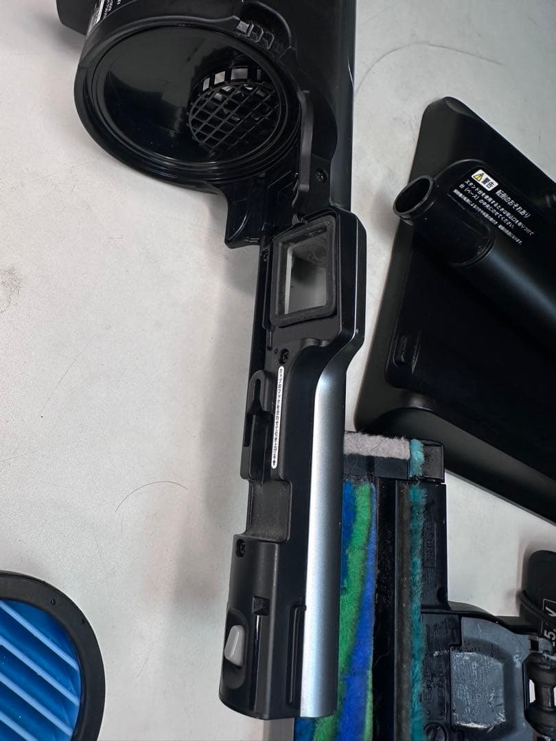 シャープ★掃除機★EC-SR8-B★2023年製★バッテリー新品にくい