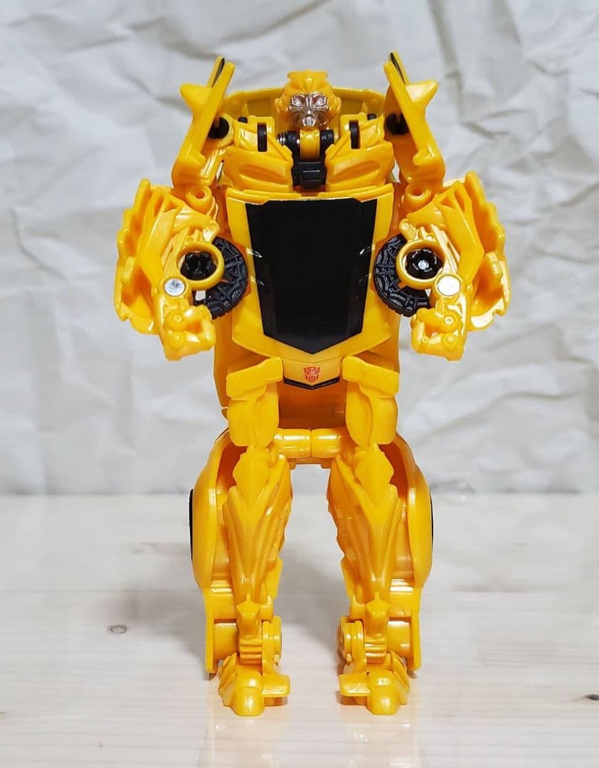 スピードチェンジ　バンブルビー　トランスフォーマー