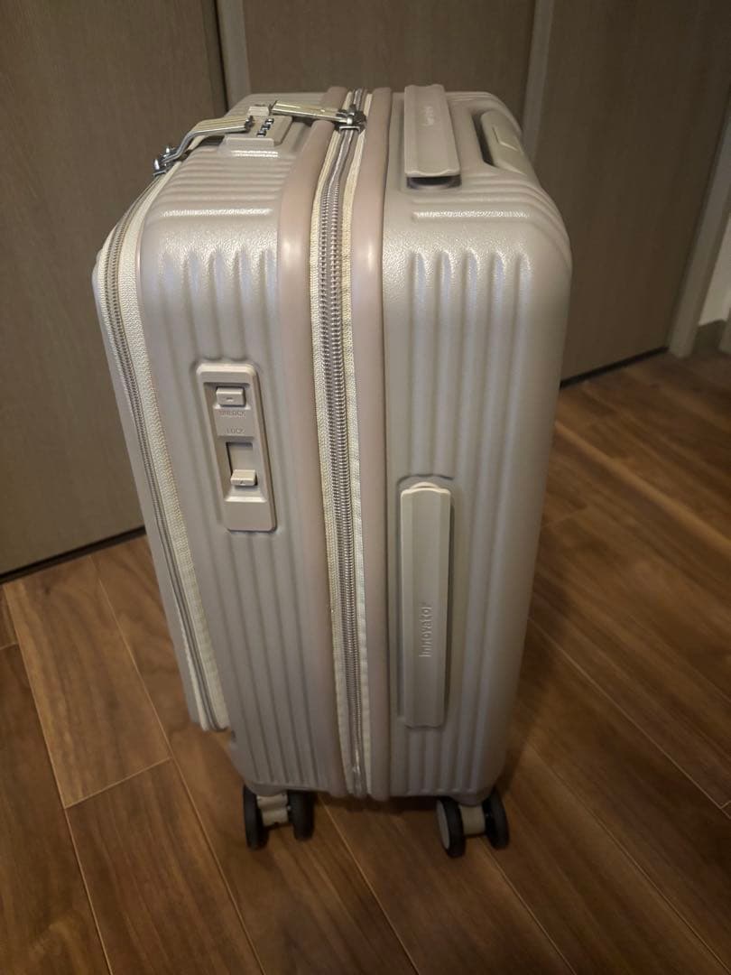 スーツケース イノベーター inv50 カフェラテ