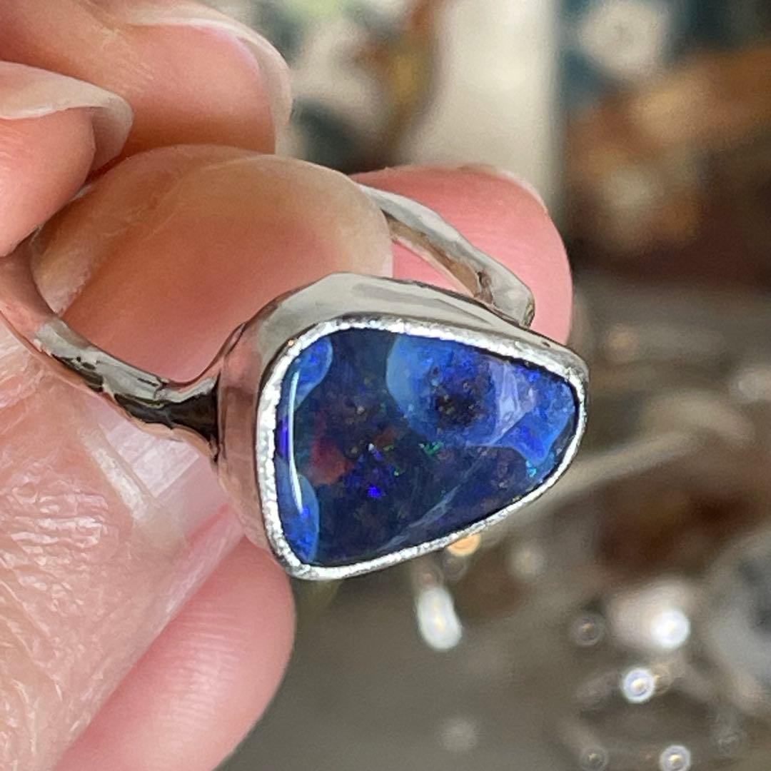 ハンドメイド　シルバー925 　シルバーリング ボルダーオパール