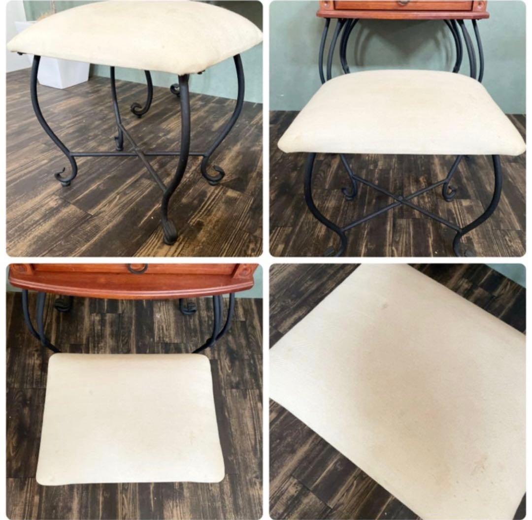 優美な曲線を描く ロートアイアン ドレッサー スツール別売り