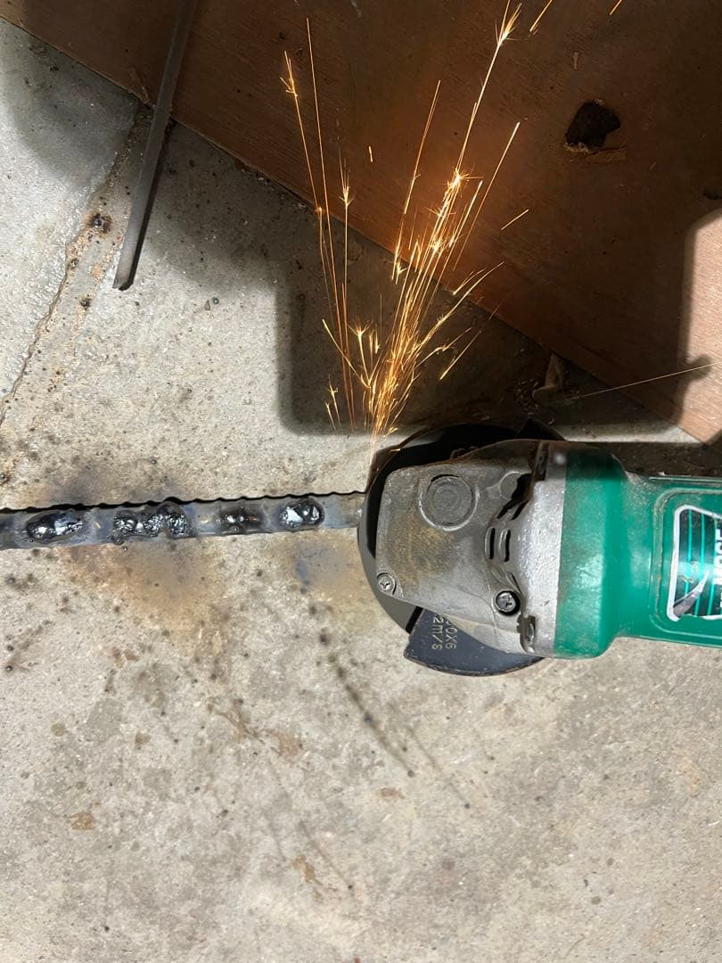 愛知県手渡し希望新ダイDGW310MT 防音型ディーゼルエンジン発電機兼用溶接機