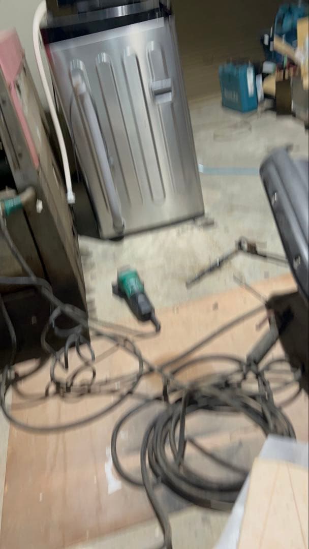 愛知県手渡し希望新ダイDGW310MT 防音型ディーゼルエンジン発電機兼用溶接機