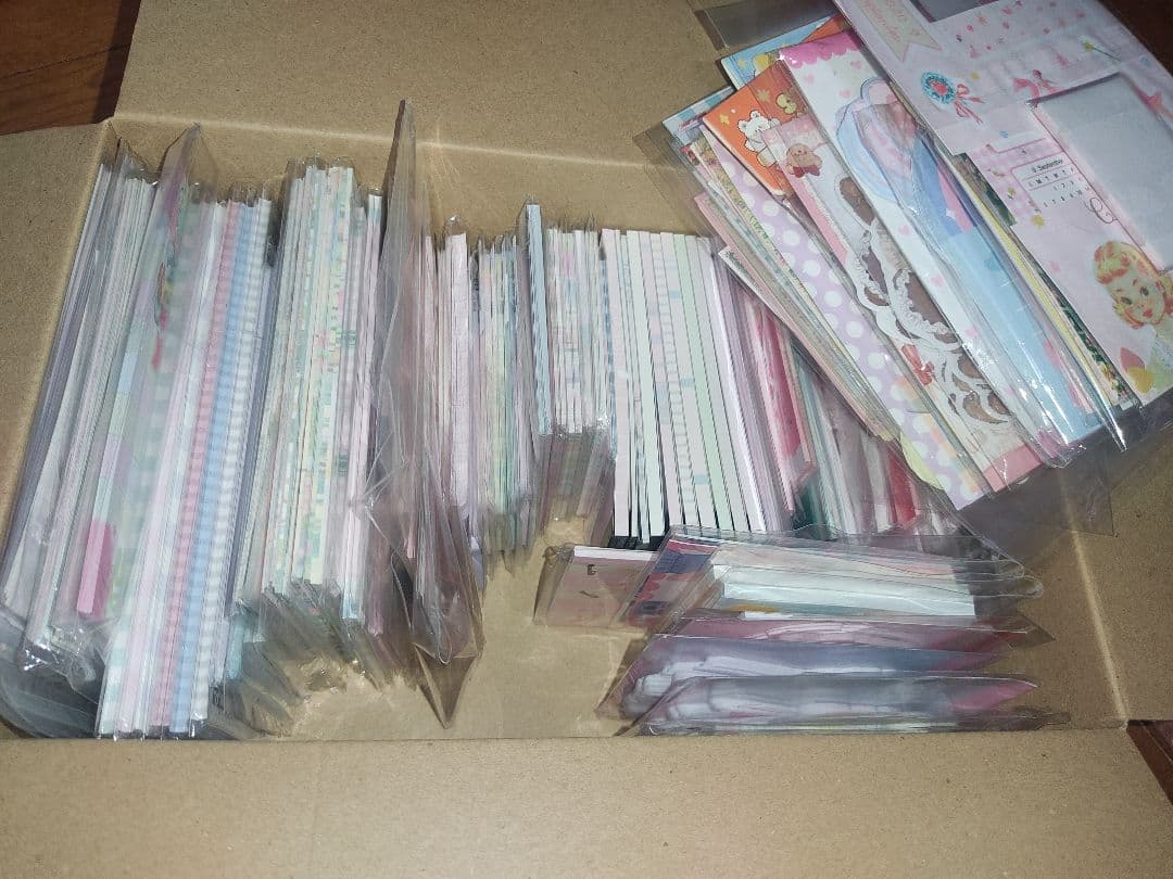 紙もの用 メモ用紙　デザインペーパー 100種類以上セットまとめ売り