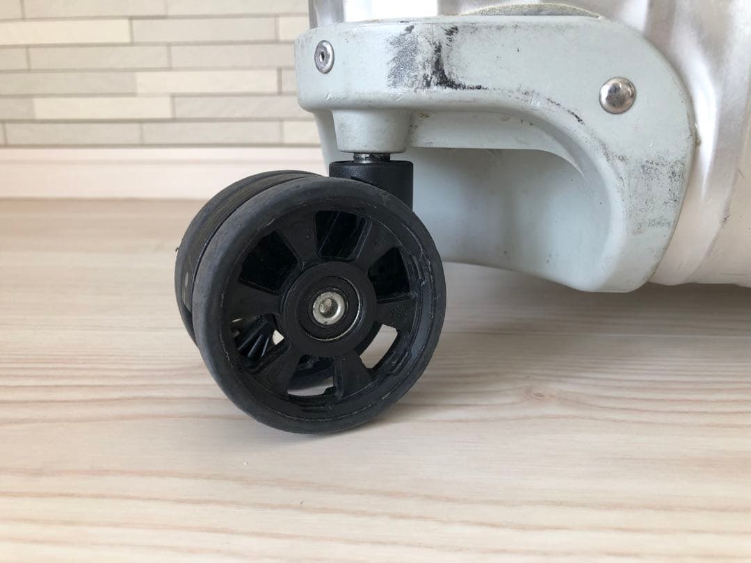 希少 リモワ トパーズ 82L 4輪 青ロゴ 旧ロゴ TSAロック アルミニウム