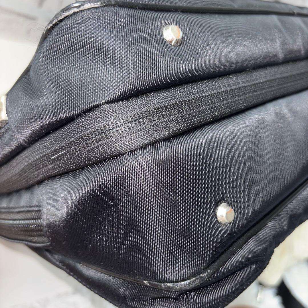 サムソナイト　ビジネスバッグ「エピッド 3」シリーズのブリーフケースEXP