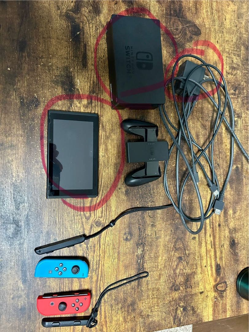 【Nintendo Switch 本体＋ドック＋ケーブルセット】※ジョイコンなし