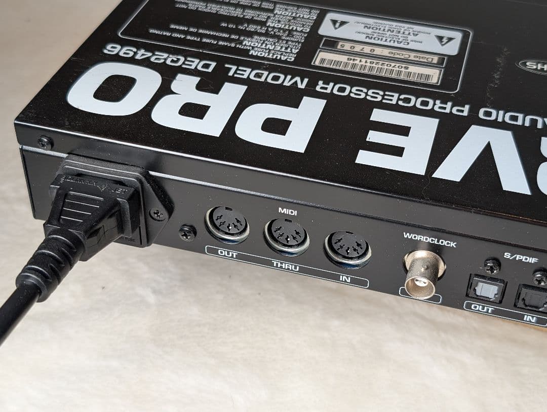 【美品USED】BEHRINGER DEQ2496 イコライザー