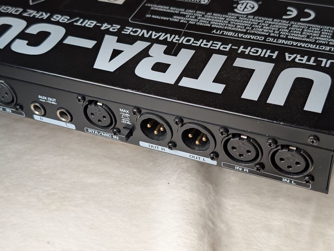 【美品USED】BEHRINGER DEQ2496 イコライザー