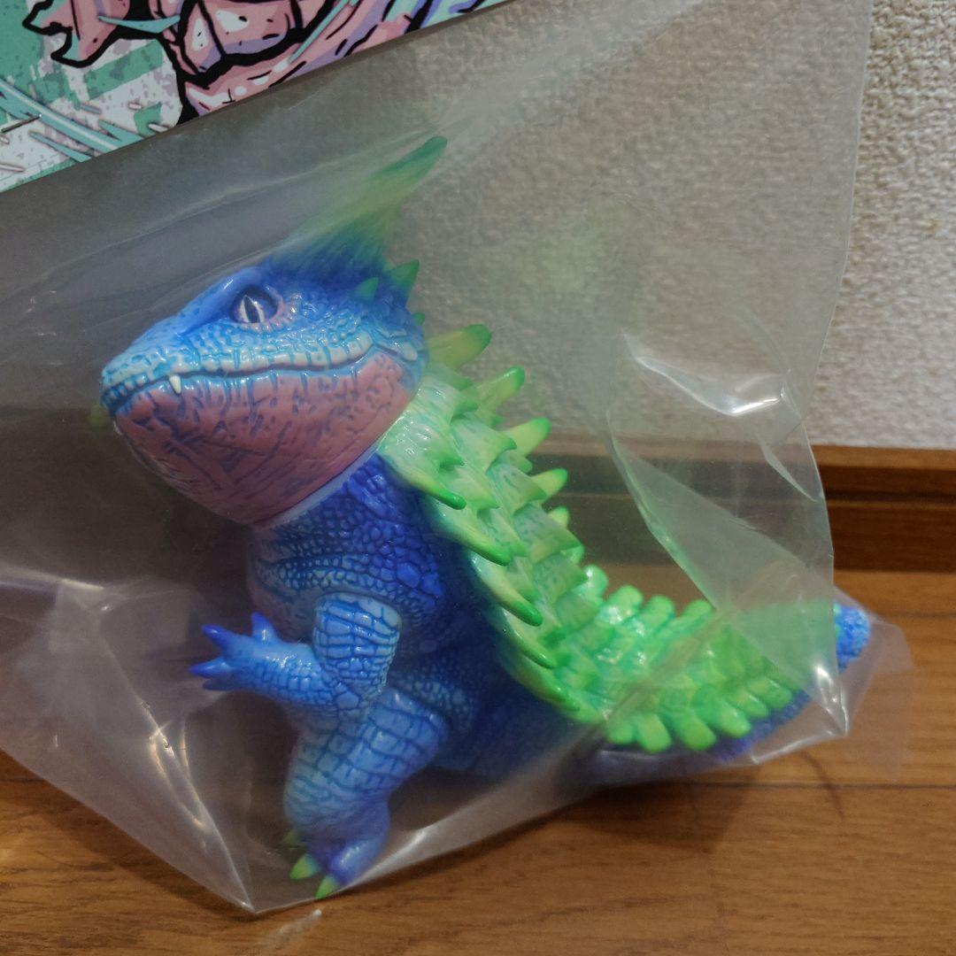 墓場の画廊　IN TOY　イントイ　ソフビ　サラマンダー怪獣　インディーズソフビ