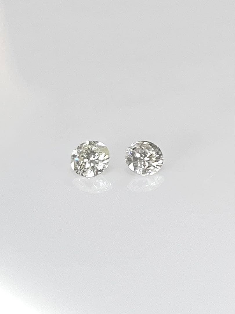 K18天然ダイヤモンドピアス 計0.5ct 鑑別カード付き　発送まで３週間