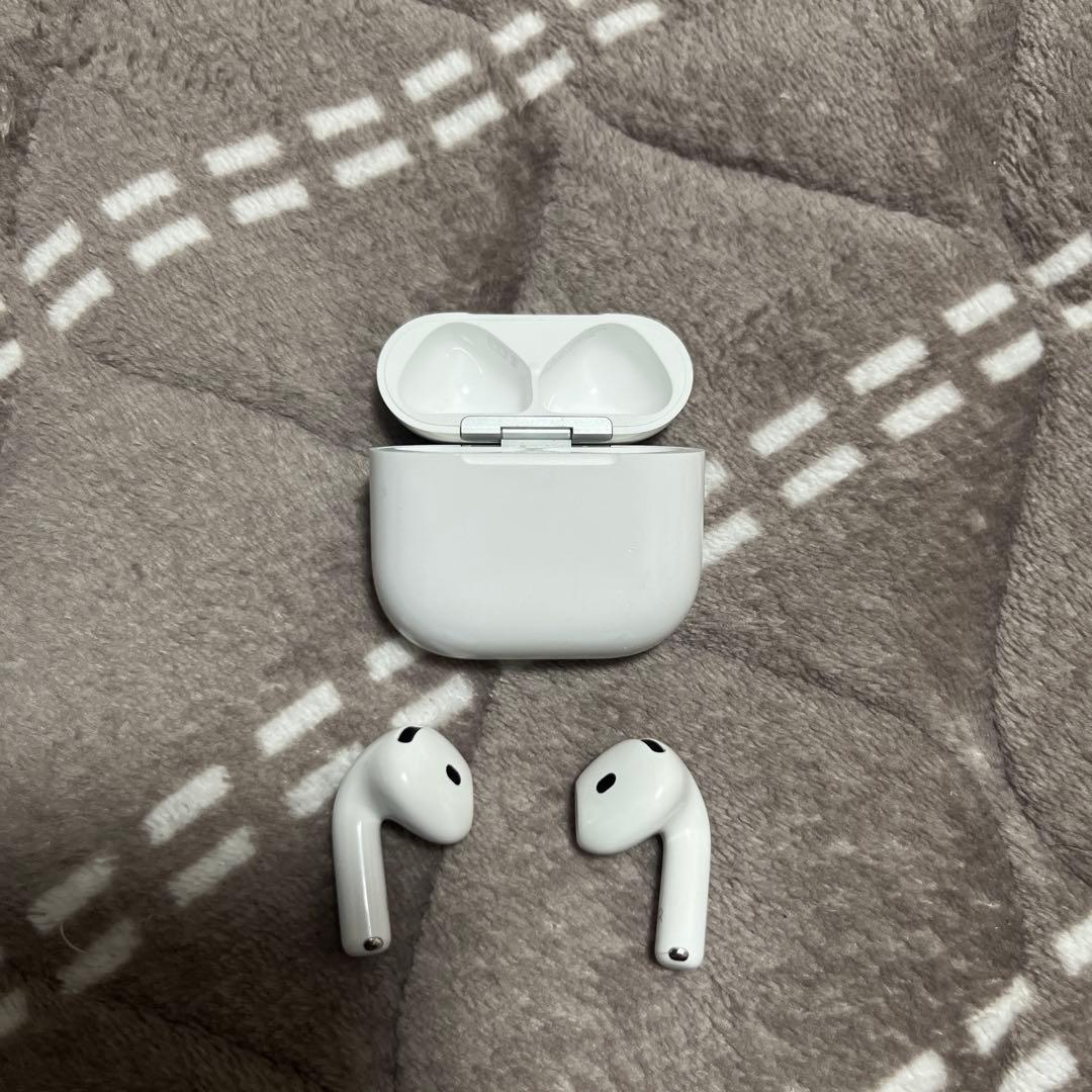 AirPods4本体 ホワイト