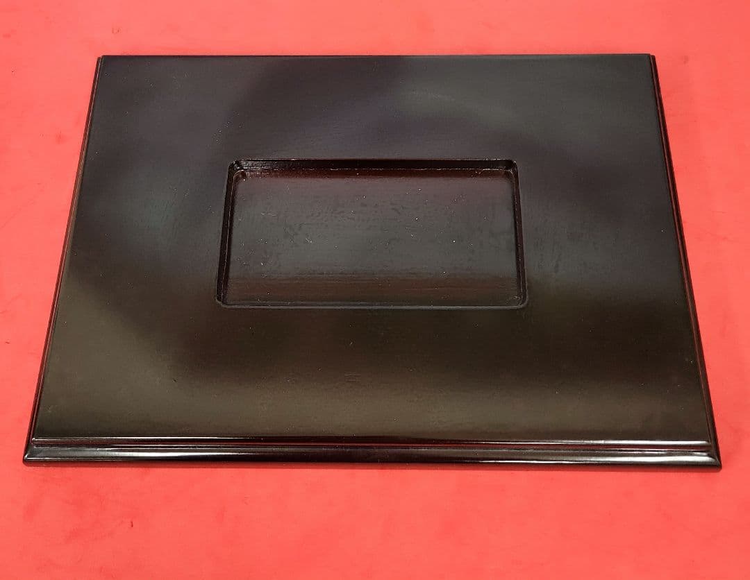 木彫り　笑仏　ガラス玉　台座付