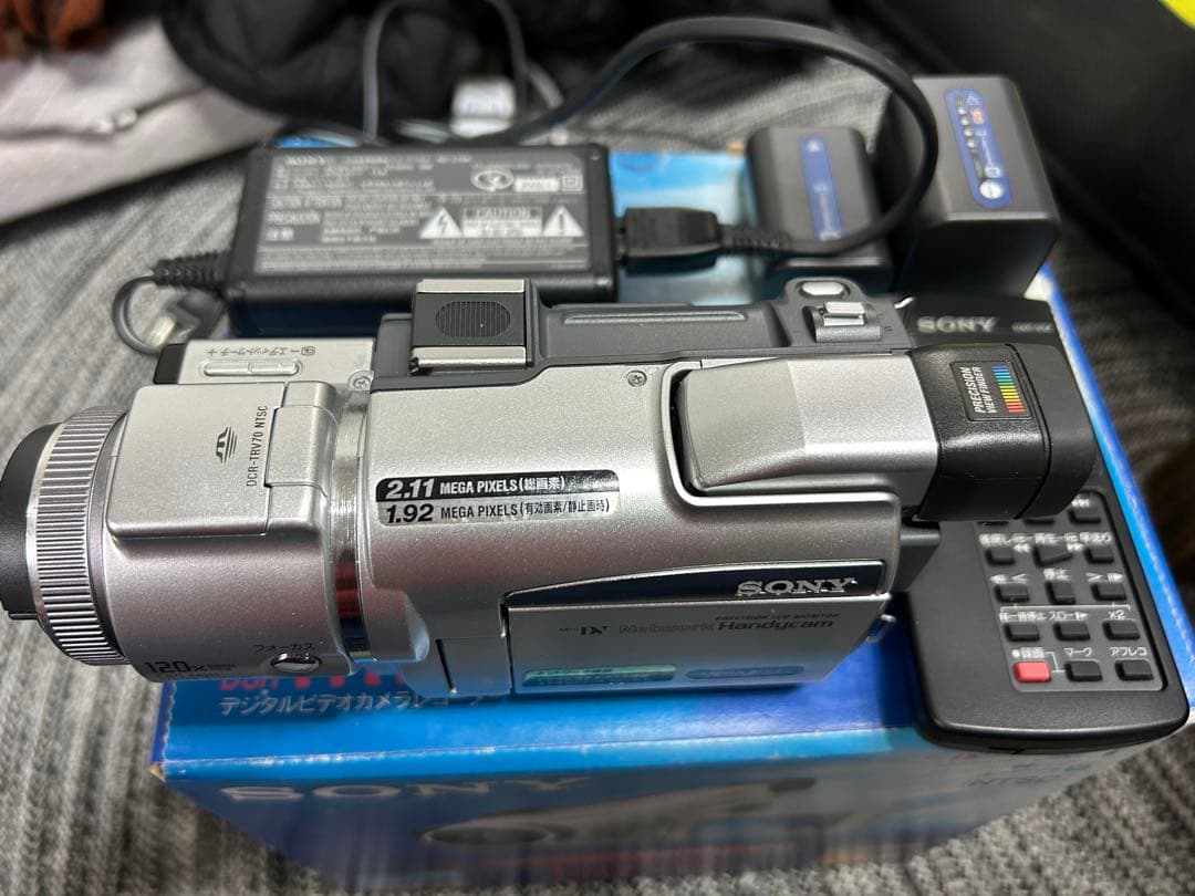 SONY DCR-TRV70K ビデオカメラ 本体