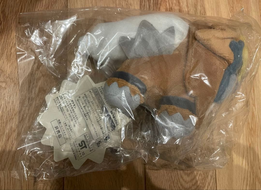 ポケモンセンター エンテイ 色違い ポケモンドール タグ付き