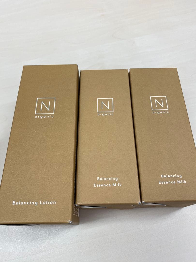 N organic バランシングローション•エッセンスミルク