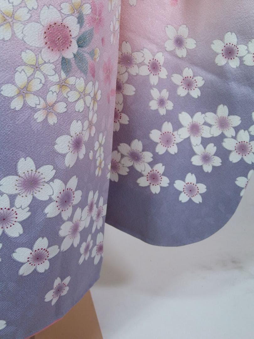 上品華やか】桜流し振袖＊金彩×金駒刺繍／黄×藤紫グラデーション＊パールトーン加工