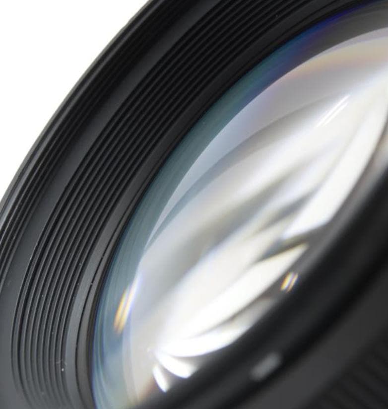 シグマ　Art 85mm F1.4 DG DN ライカ