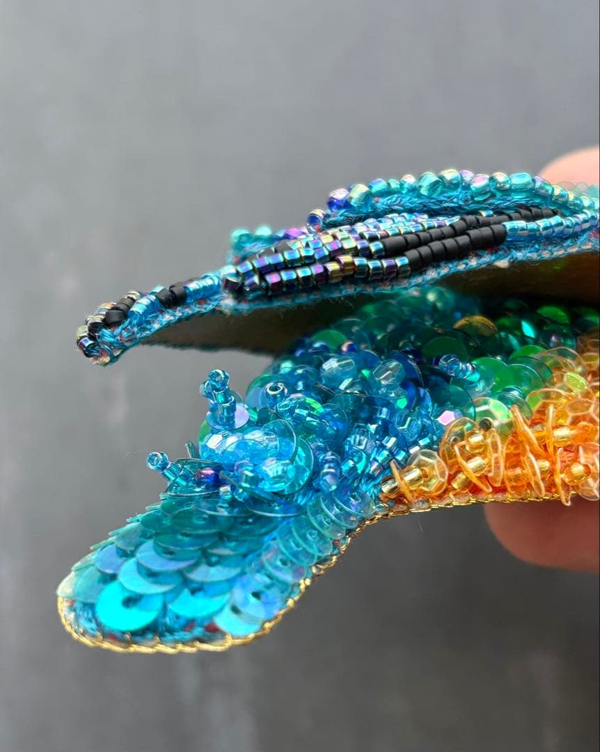 【ミヤコショウビン】ビーズ刺繍ブローチバッグチャーム