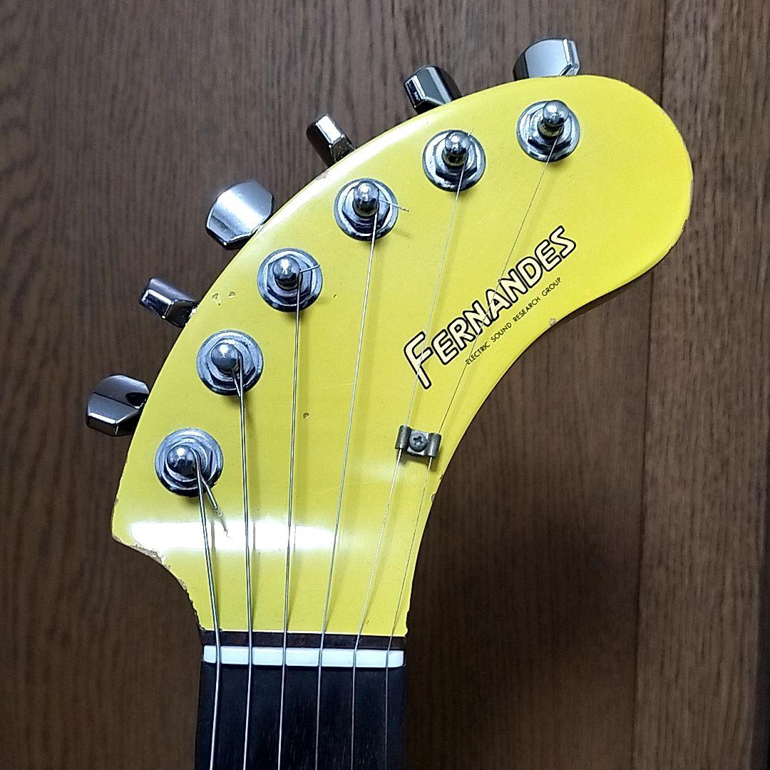 FERNANDES　ZO-3　エレキギター　イエロー　アンプ内蔵ギター
