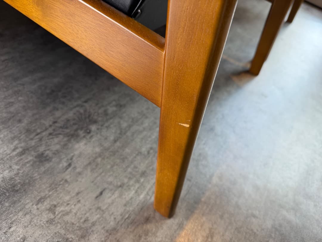 カリモク60 Kチェア 1シーター (ブラック)・2脚セット