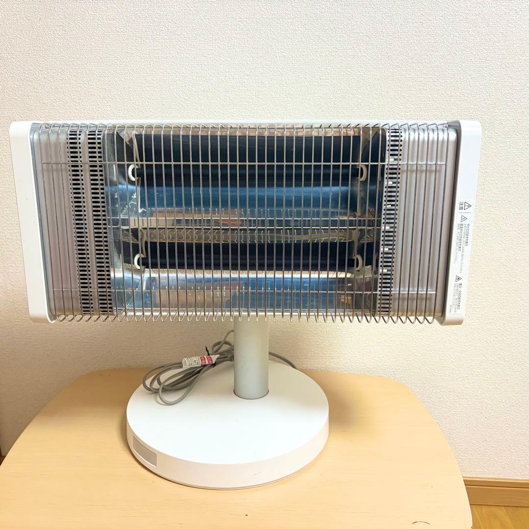 DAIKIN　遠赤外線暖房機　セラムヒート　ERFT11VS-W　2018年製