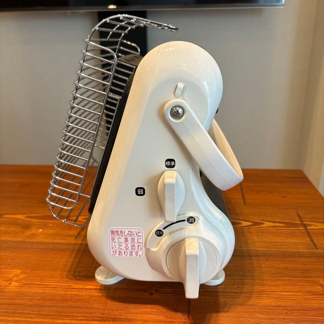 キャンプ用品　イワタニカセットガスストーブ