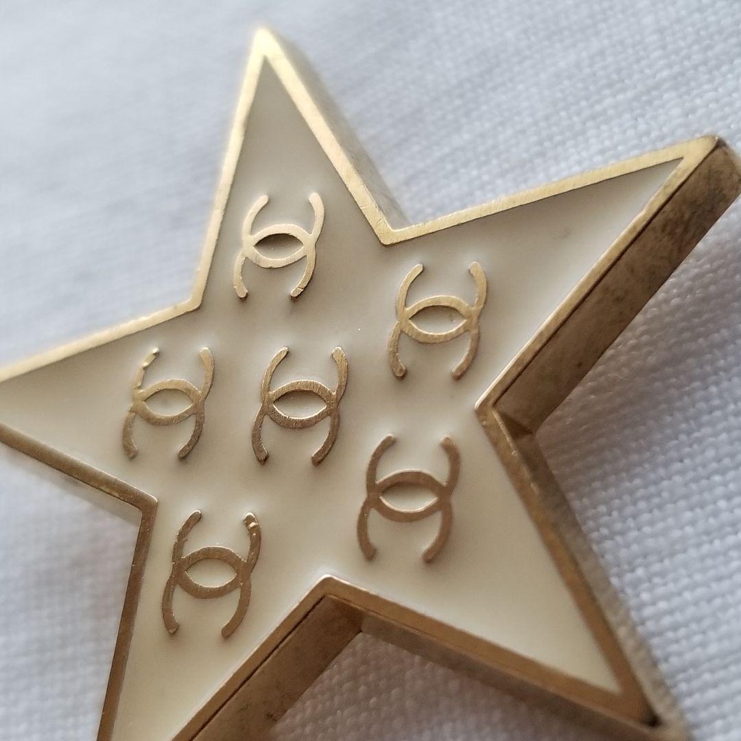 CHANEL　スター ブローチ　ココマーク刻印有り　星形 ヴィンテージ　レア
