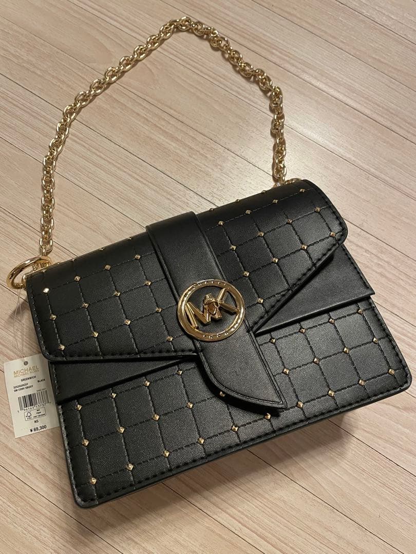 Michael Kors スタッズ付きショルダーバッグ