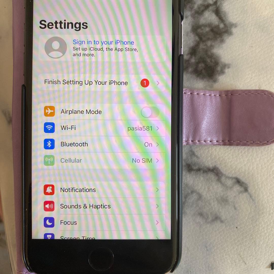 携帯電話本体 Phone 8