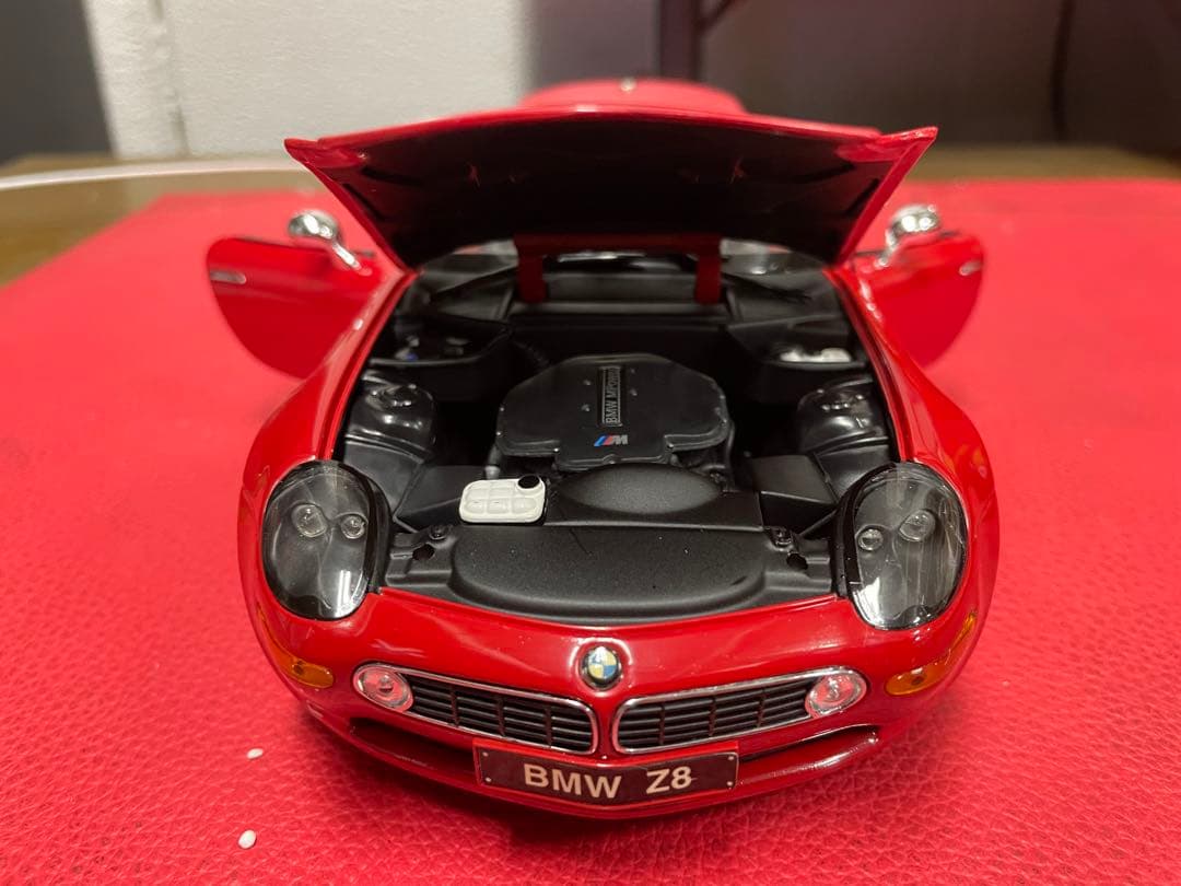 京商　BMW Z8 レッド