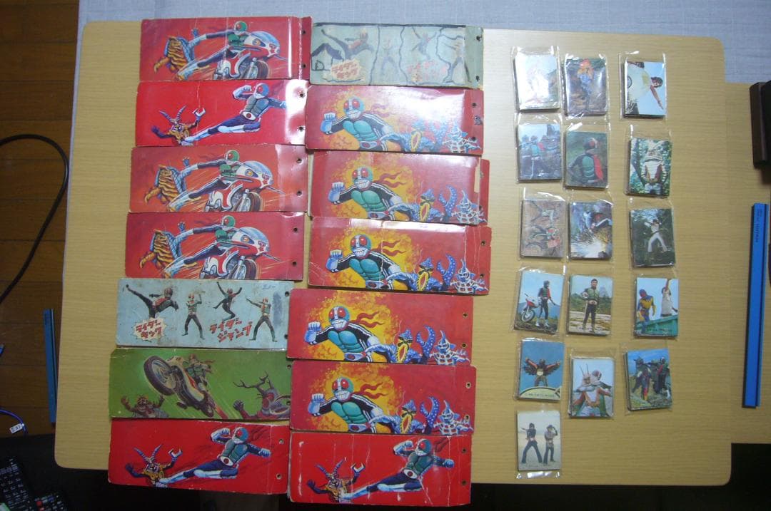 最終値下★旧カルビー仮面ライダーカード約６００枚、アルバム1４冊＋復刻版５４９枚