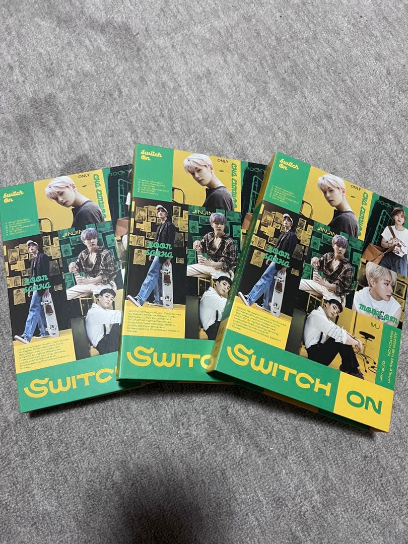 AROHA & SWITCH ON ファンミーティンググッズ セットなど