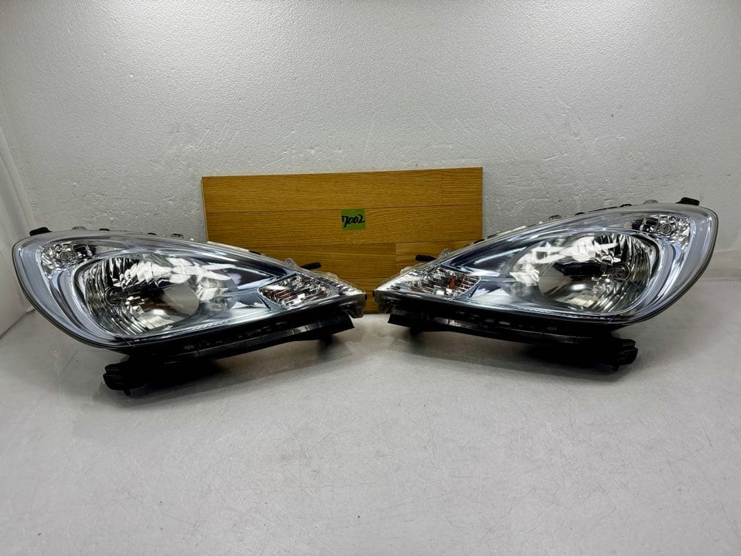 美品 ホンダ フィット 後期 GP1/GP4 GE6 HVヘッドライト 左右