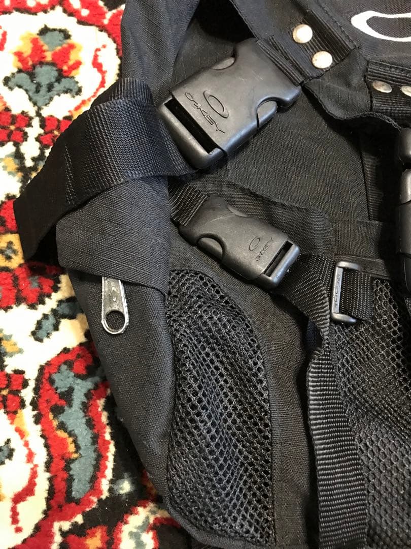 7/5画像追加 Oakley ブラック リュック(ビンテージ)