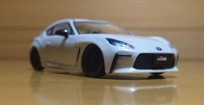 1/32トヨタGR86プラモデル青島文化教材社白色　完成品ミニカー中古品