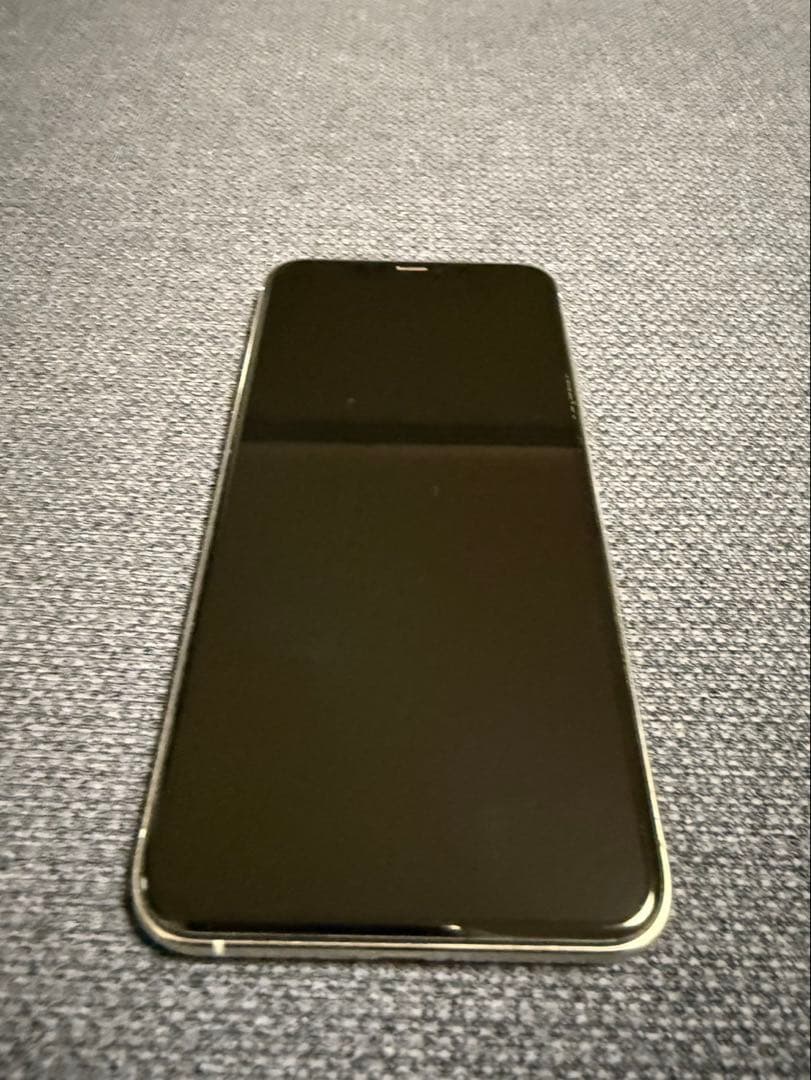 【水曜日限定】iPhone 11 pro max 512GB シルバー