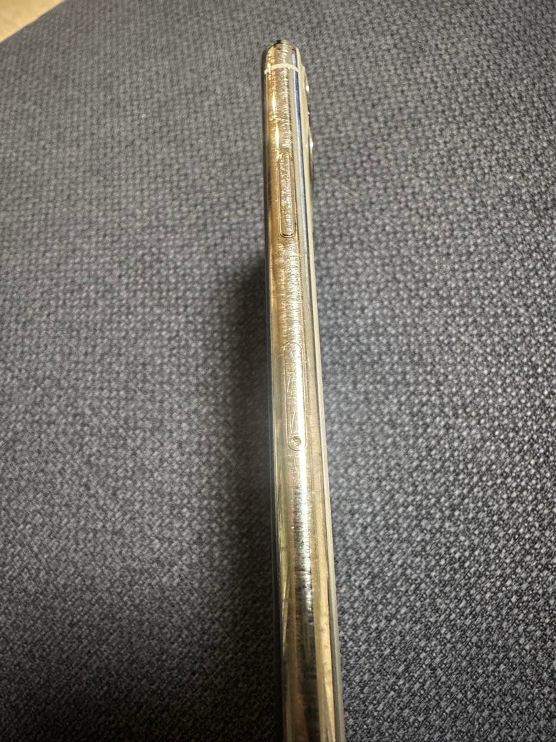 【水曜日限定】iPhone 11 pro max 512GB シルバー