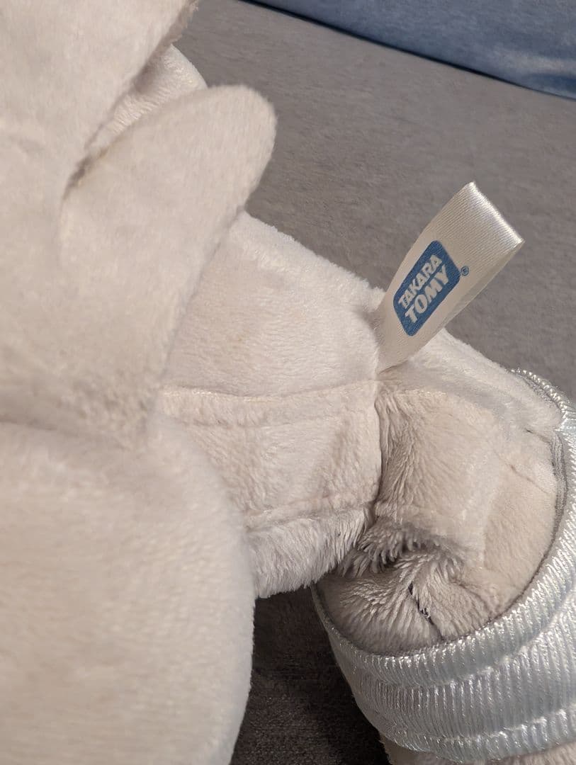 ポケモン　レシラム　ぬいぐるみ　タカラトミー製