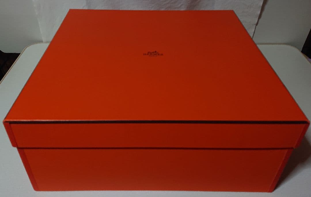 HERMES 空き箱 約43×43×17cm